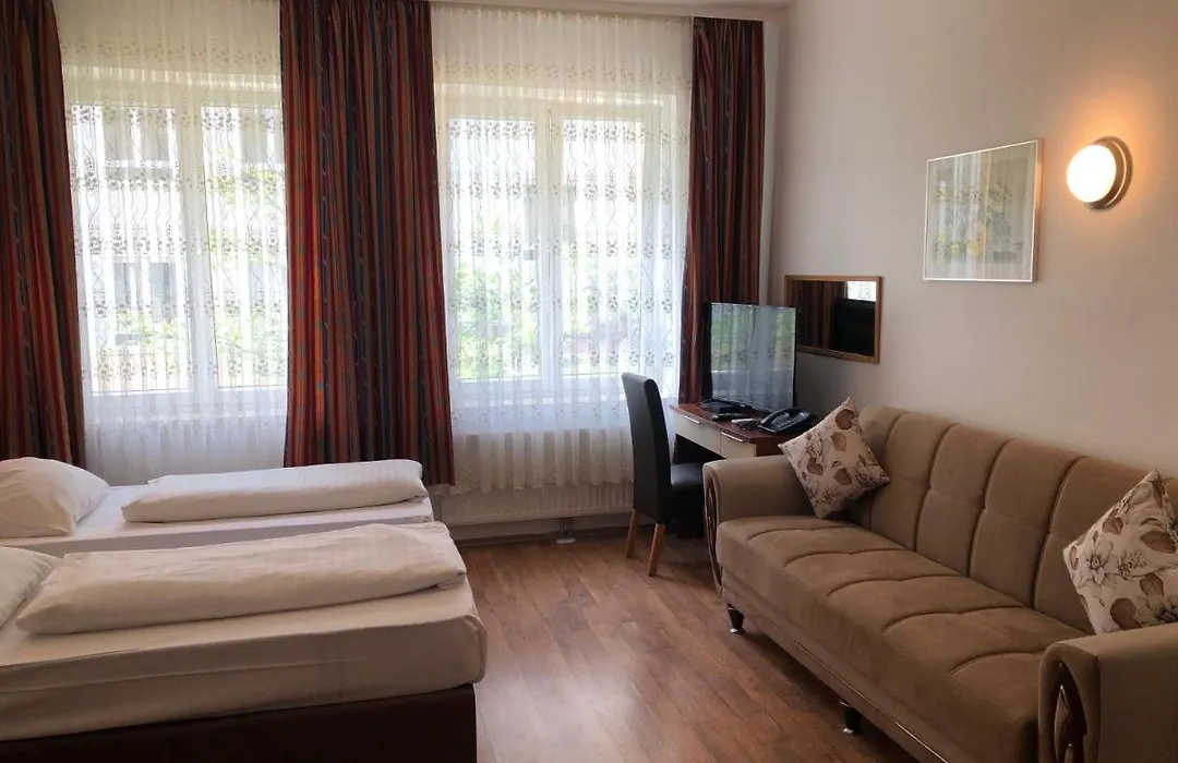Hotel Verdi-1
